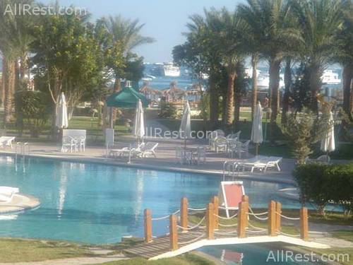 Charm Life Paradise Resort 3